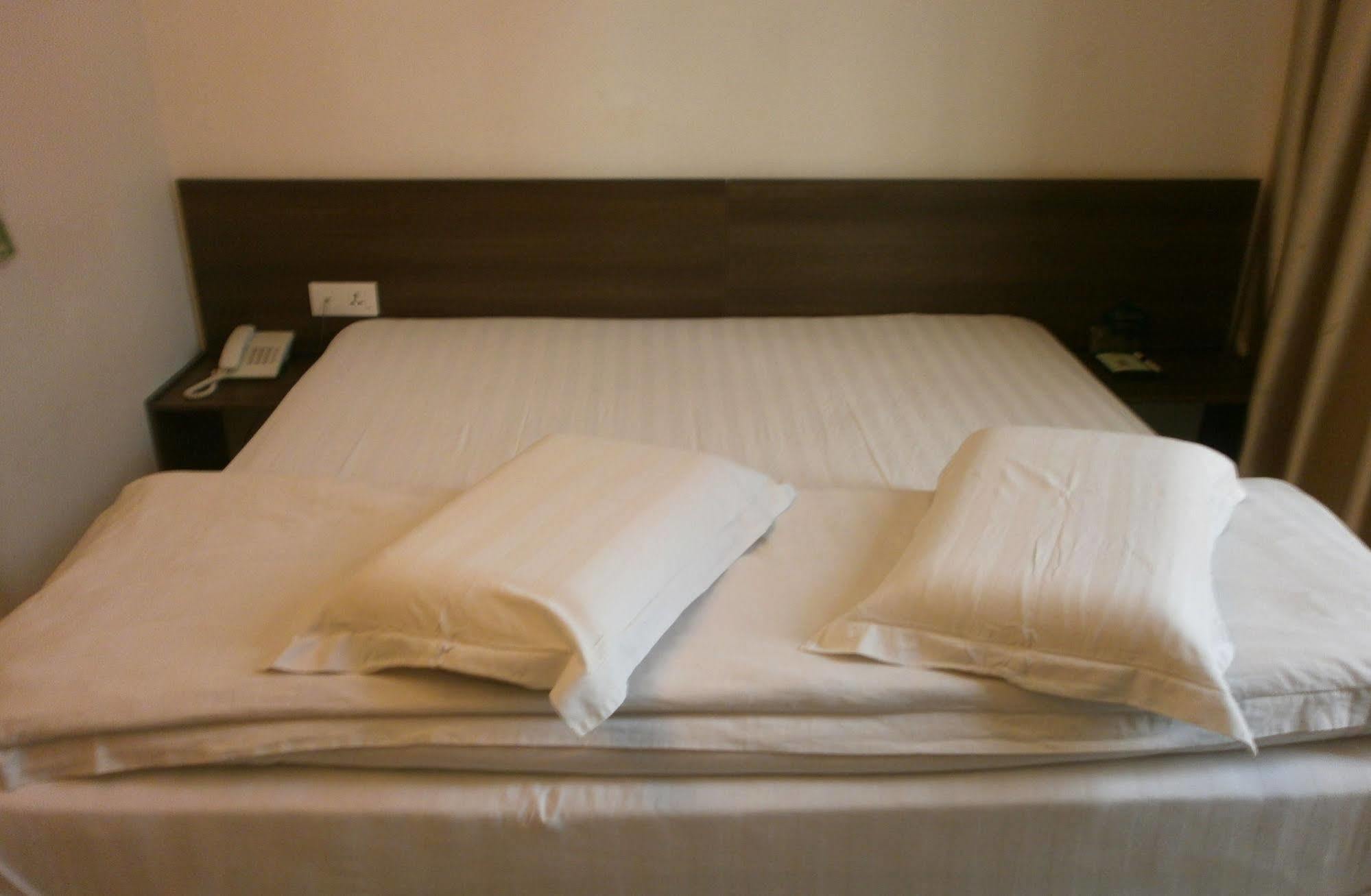 Green Hotel Puchong Exterior foto